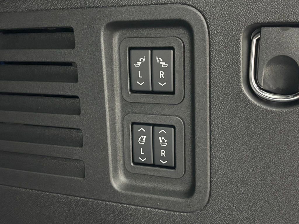 New 2026 Buick Enclave Sport Touring w/ Power Package image 11