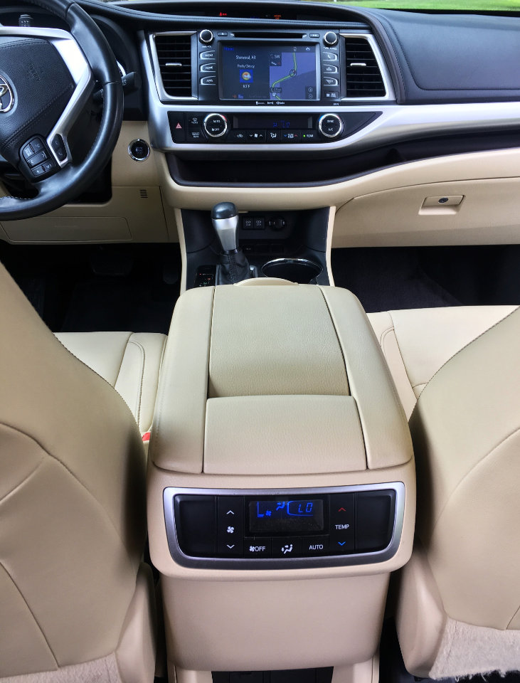 Used 2017 Toyota Highlander XLE image 20