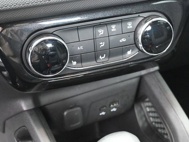 Used 2025 Chevrolet TrailBlazer LT w/ LT Cold Weather Package image 33