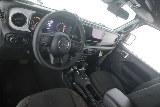 Used 2024 Jeep Wrangler Sport S image 17