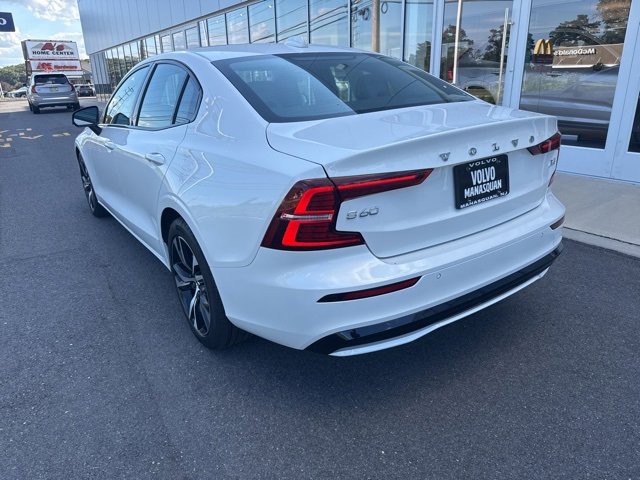 Certified 2024 Volvo S60 B5 Core image 3