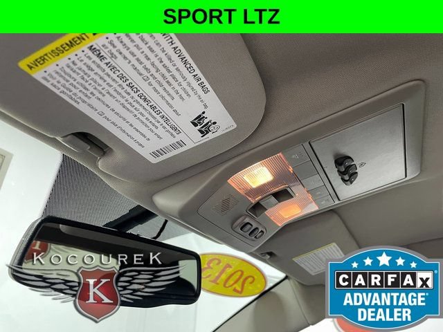 Used 2013 Chevrolet Captiva Sport LTZ FWD image 18