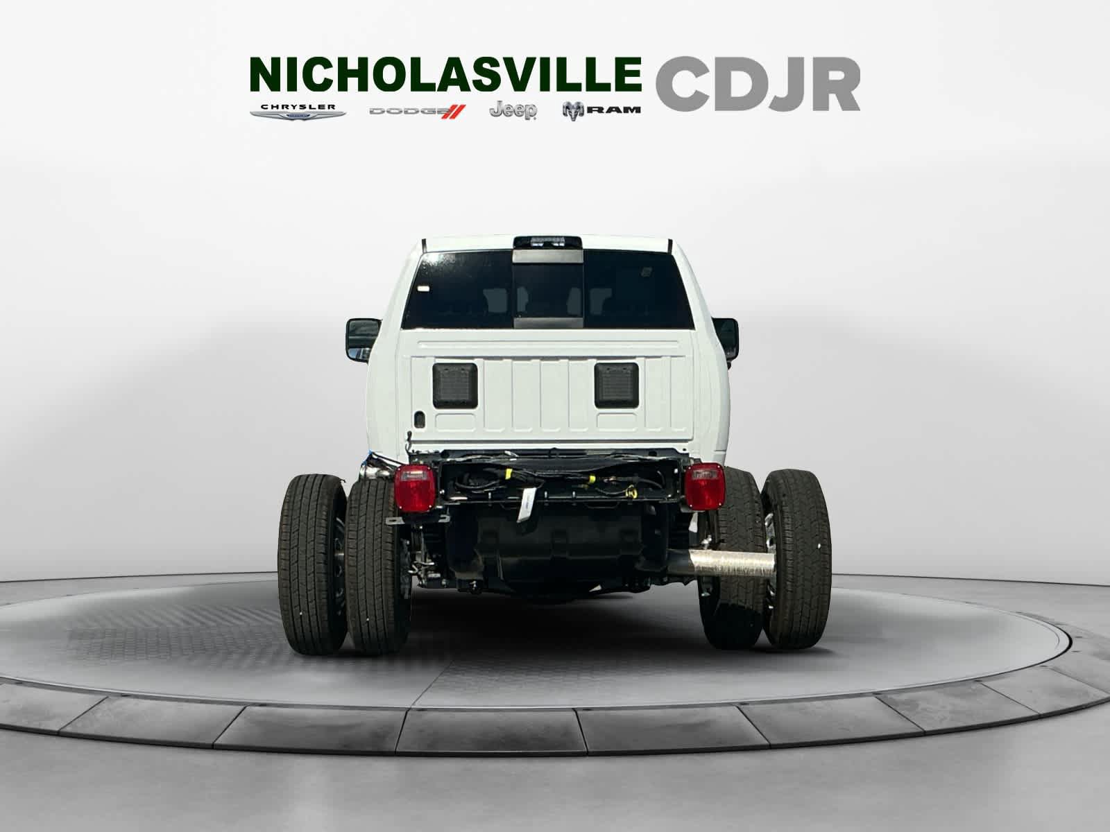 New 2026 RAM 3500 Tradesman AWD/4WD image 5