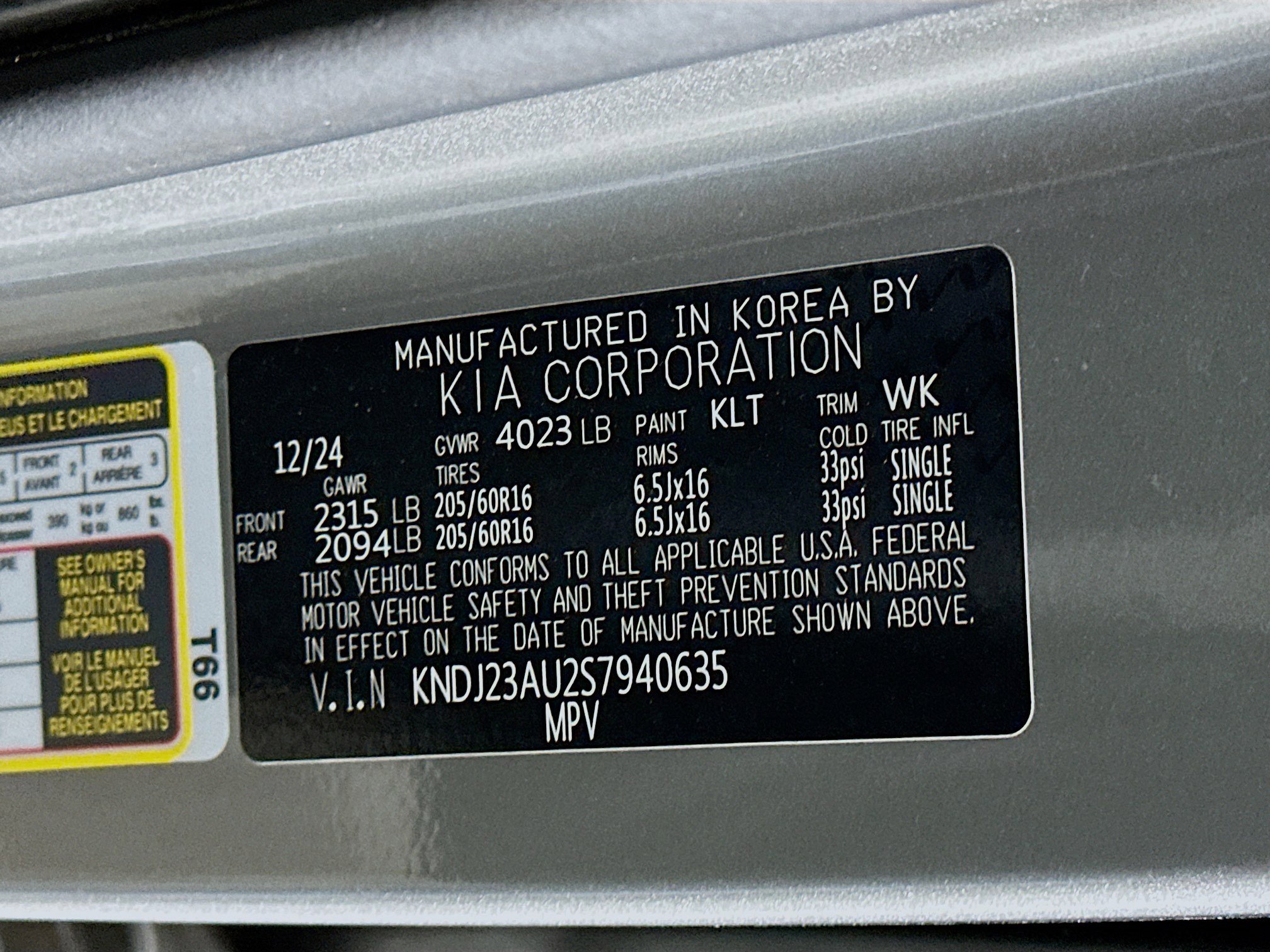 Used 2025 Kia Soul LX w/ LX Technology Package FWD image 12