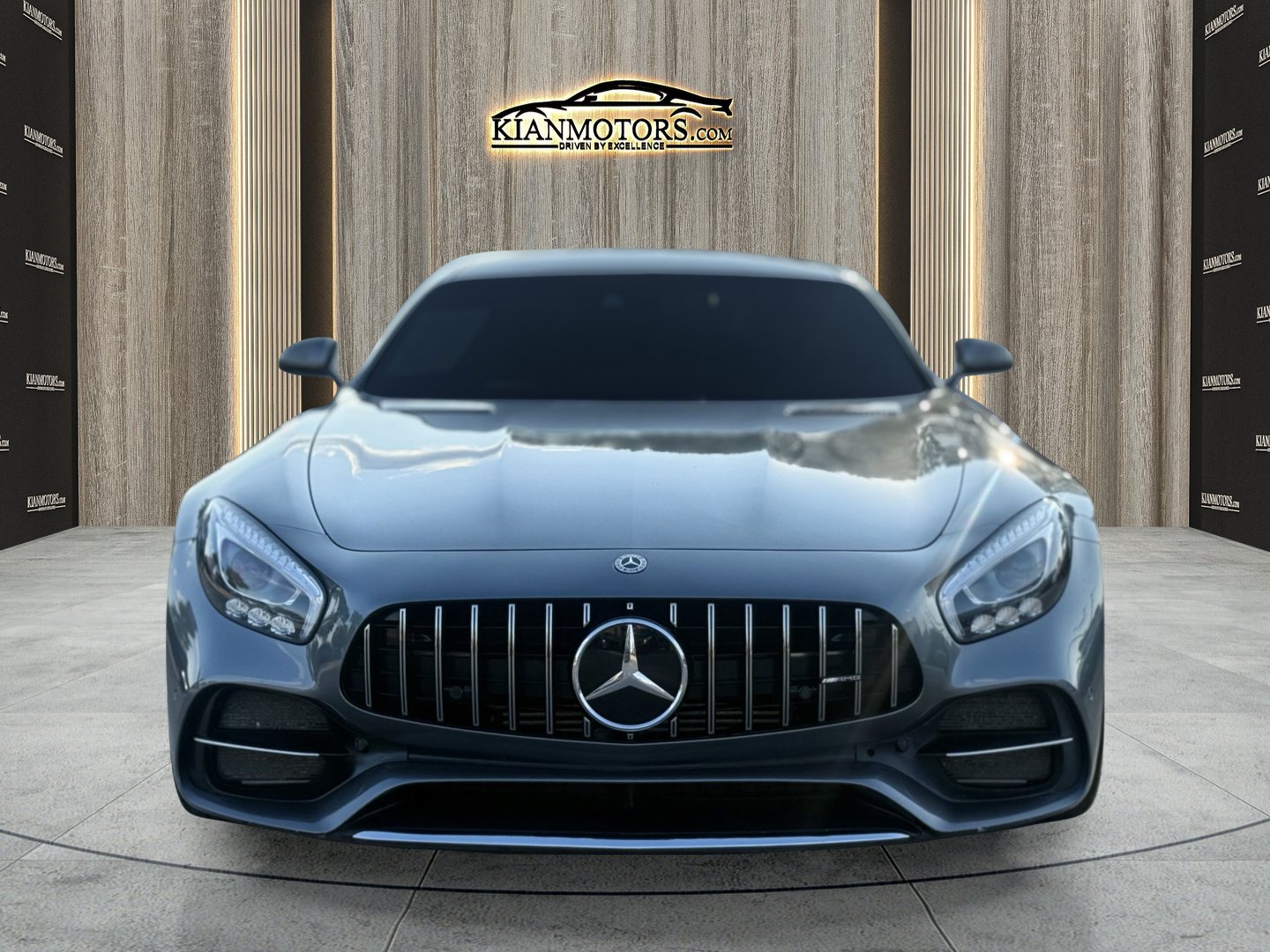 Used 2018 Mercedes-Benz AMG GT C image 2