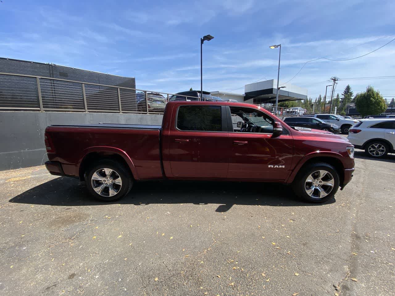 Used 2019 RAM 1500 Laramie w/ Sport Appearance Package AWD/4WD image 7