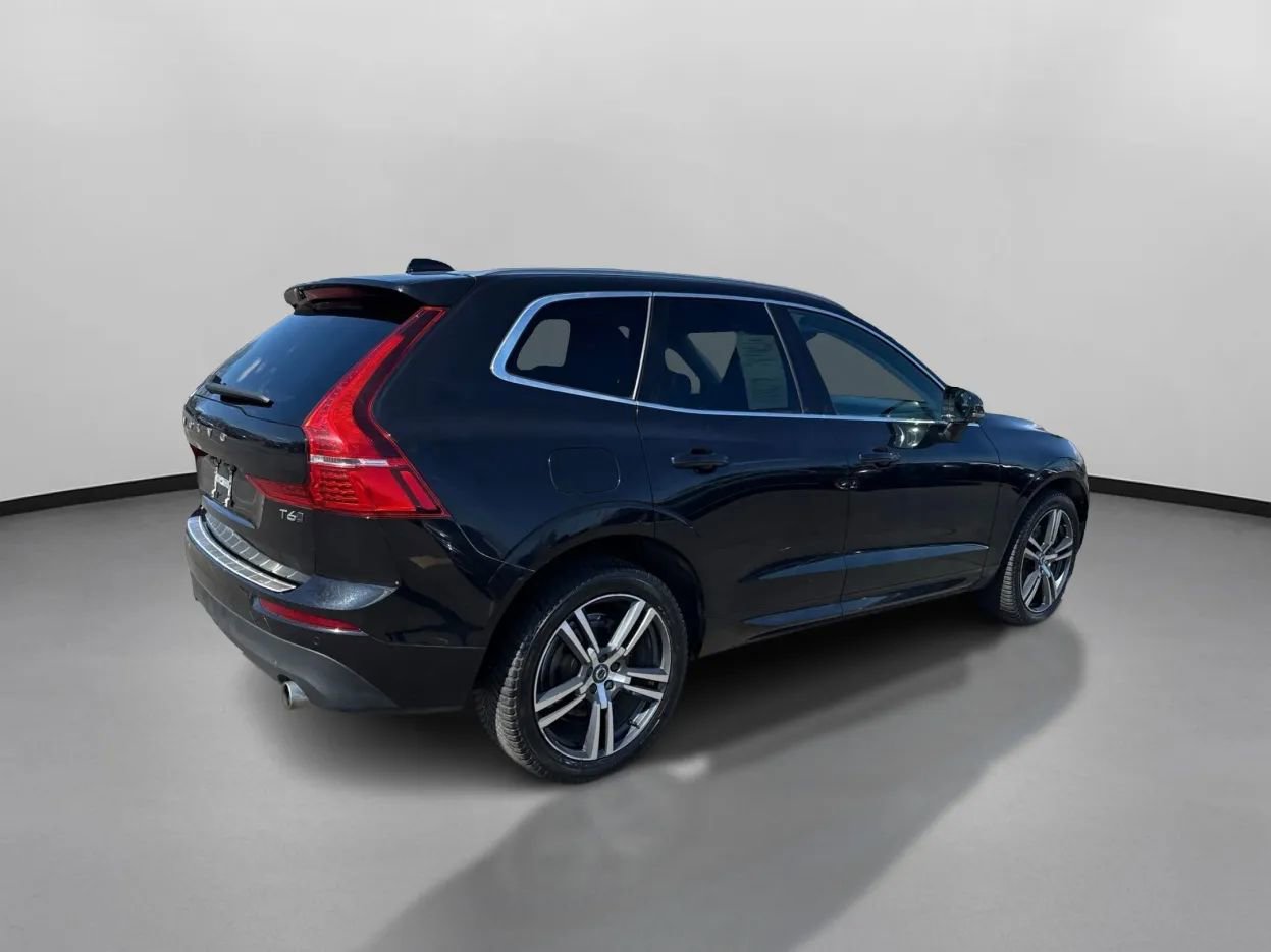 Used 2021 Volvo XC60 T6 Momentum AWD/4WD image 5