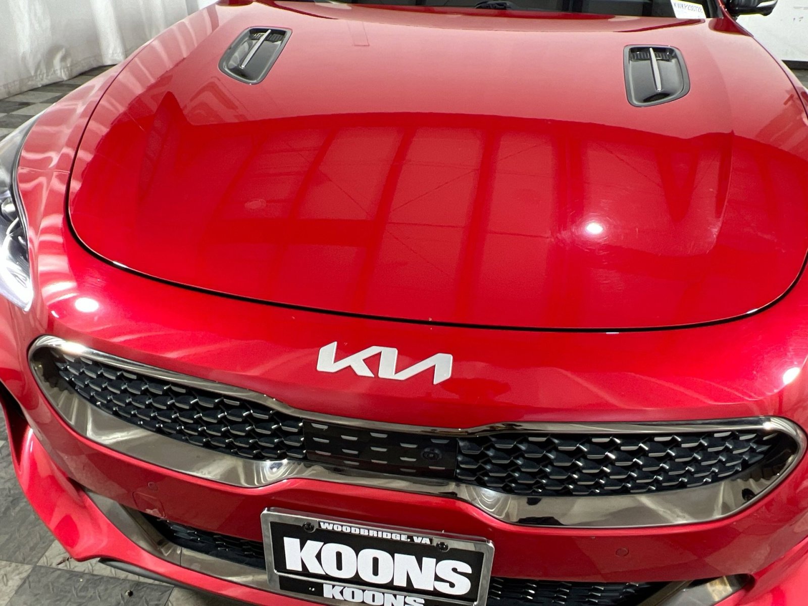 Used 2023 Kia Stinger GT2 image 8