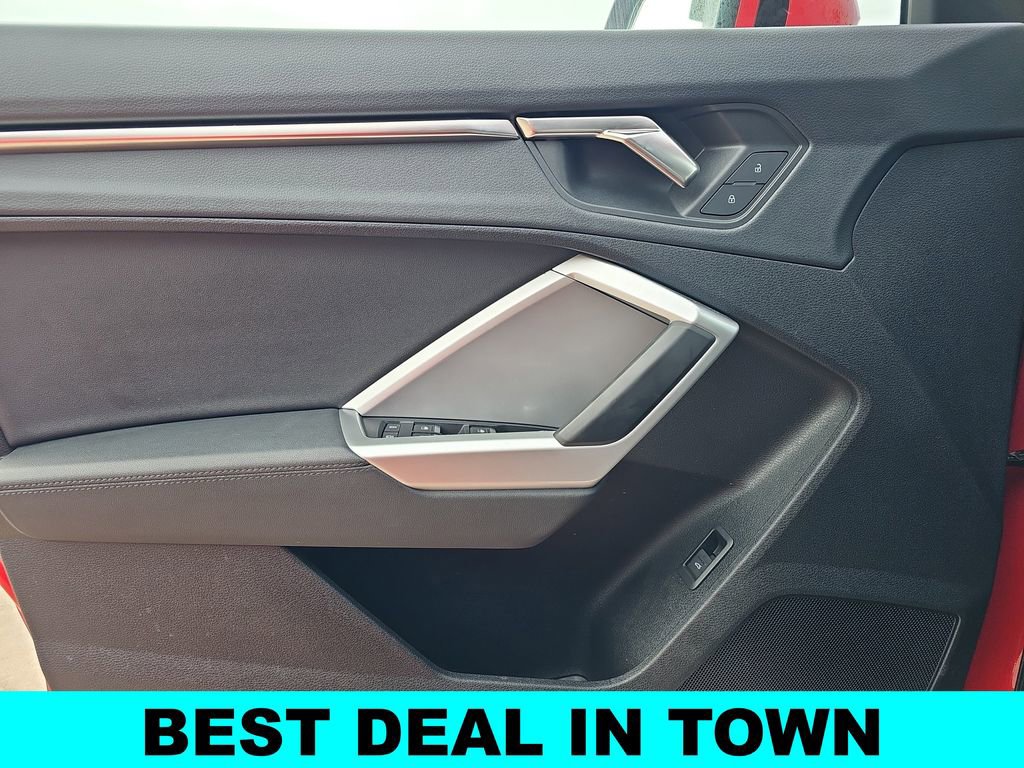 Used 2025 Audi Q3 2.0T Premium image 26