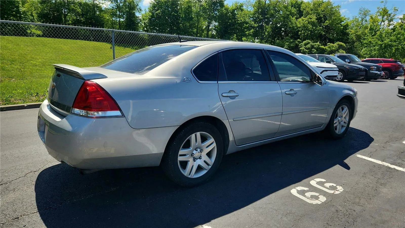 Used 2007 Chevrolet Impala LT FWD image 8