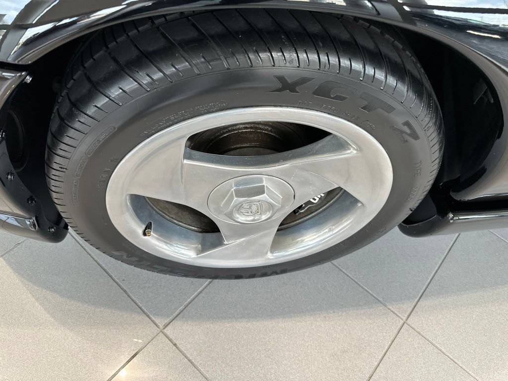Used 1994 Dodge Viper RT/10 RWD image 5