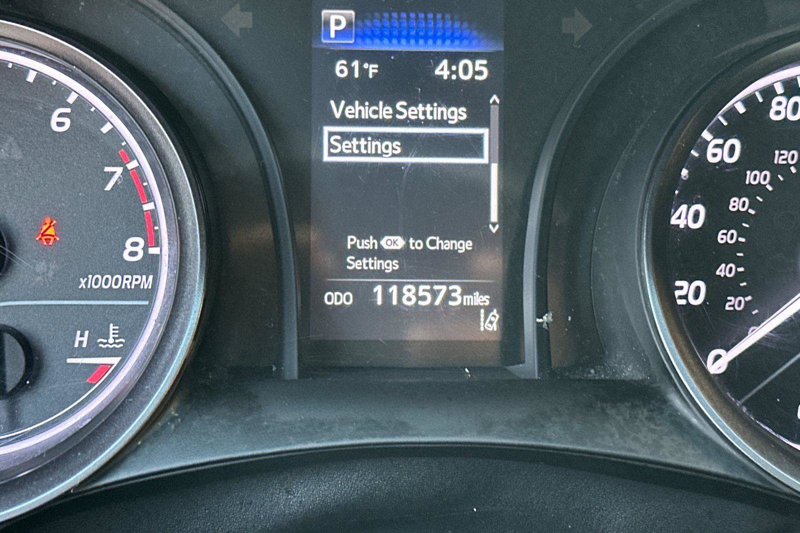 Used 2022 Toyota Camry SE image 26