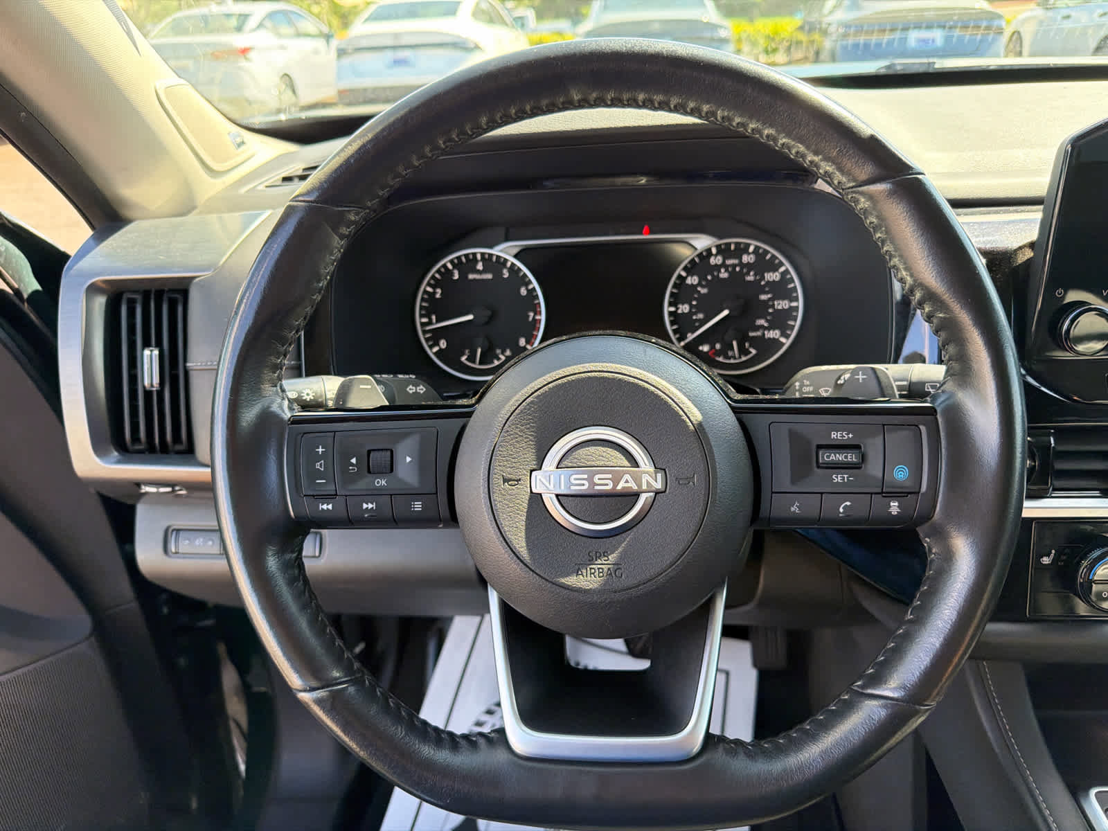 Used 2022 Nissan Pathfinder SL w/ SL Premium Package FWD image 8