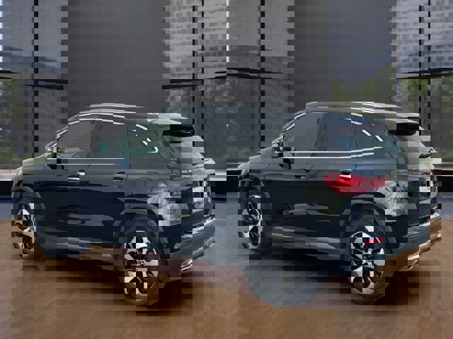 Used 2025 Mercedes-Benz GLA 250 image 3