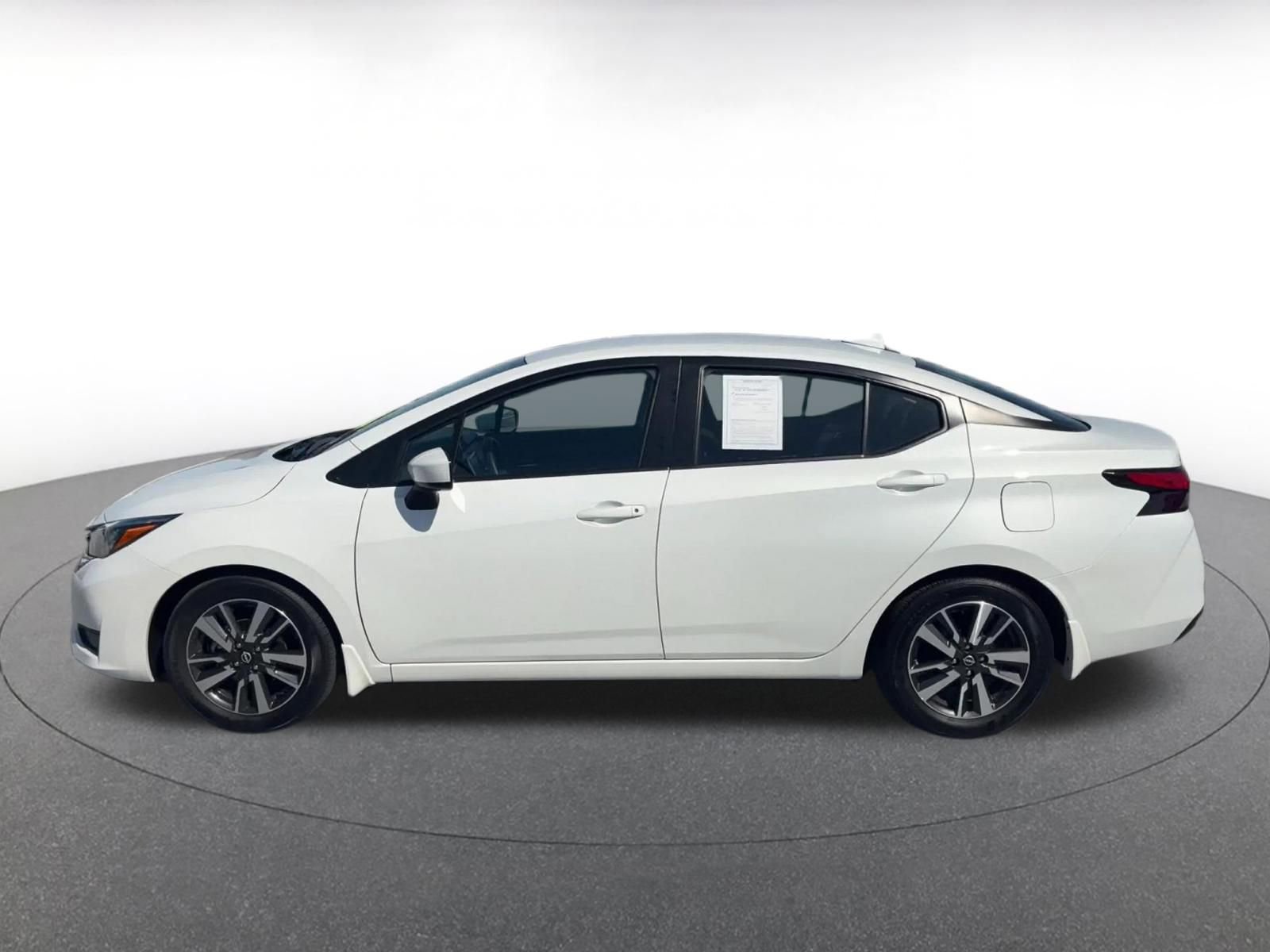 Used 2025 Nissan Versa SV w/ Trunk Package image 9