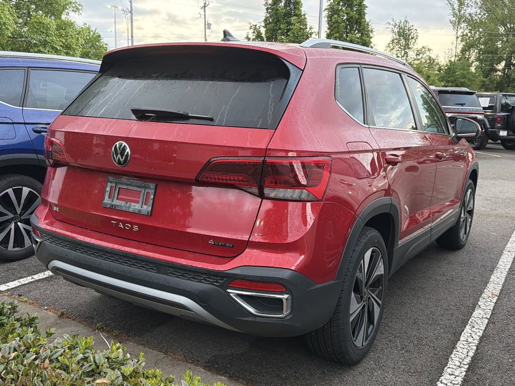 Used 2023 Volkswagen Taos SE image 4