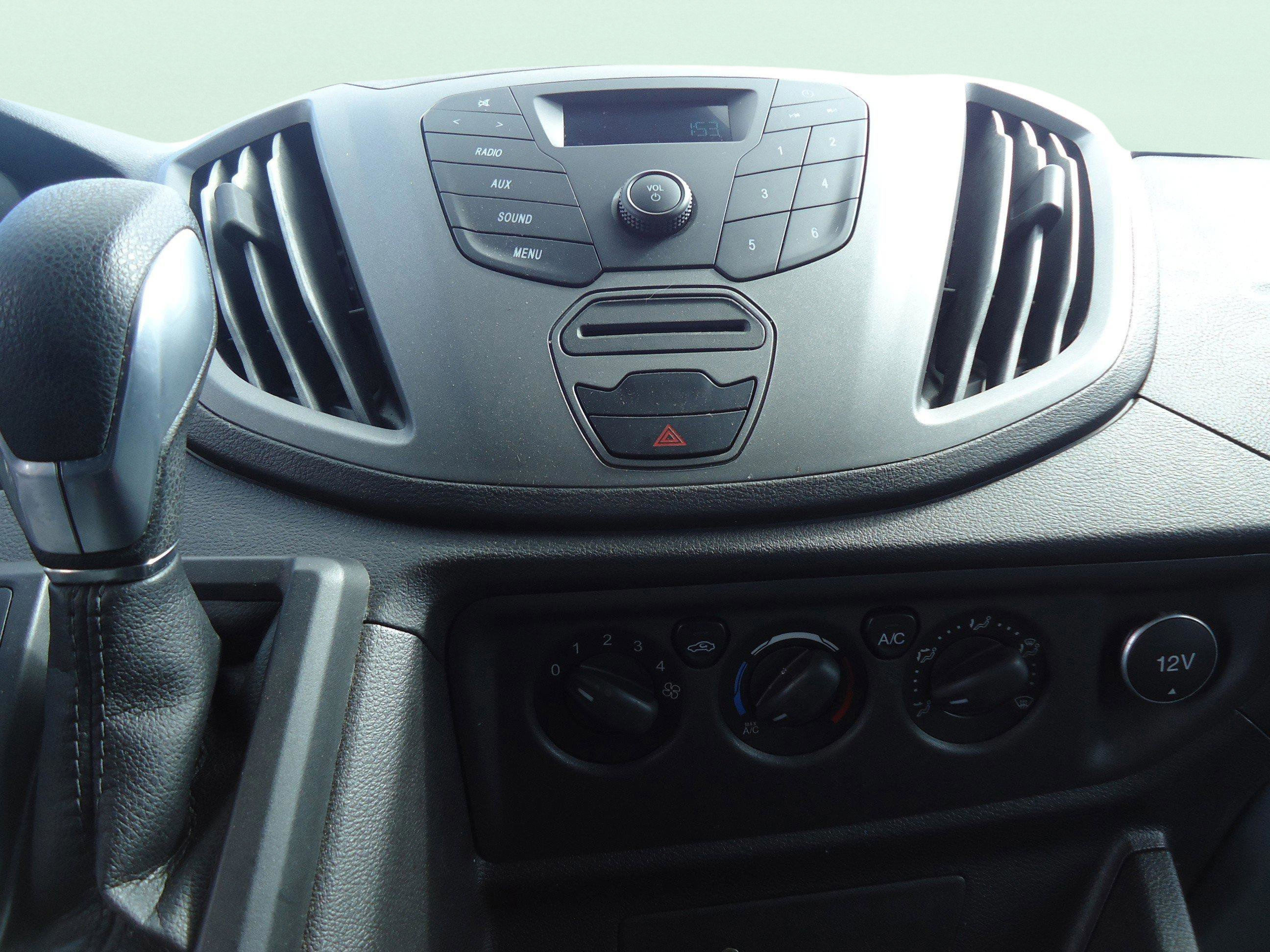 Used 2017 Ford Transit 350 XL RWD image 16