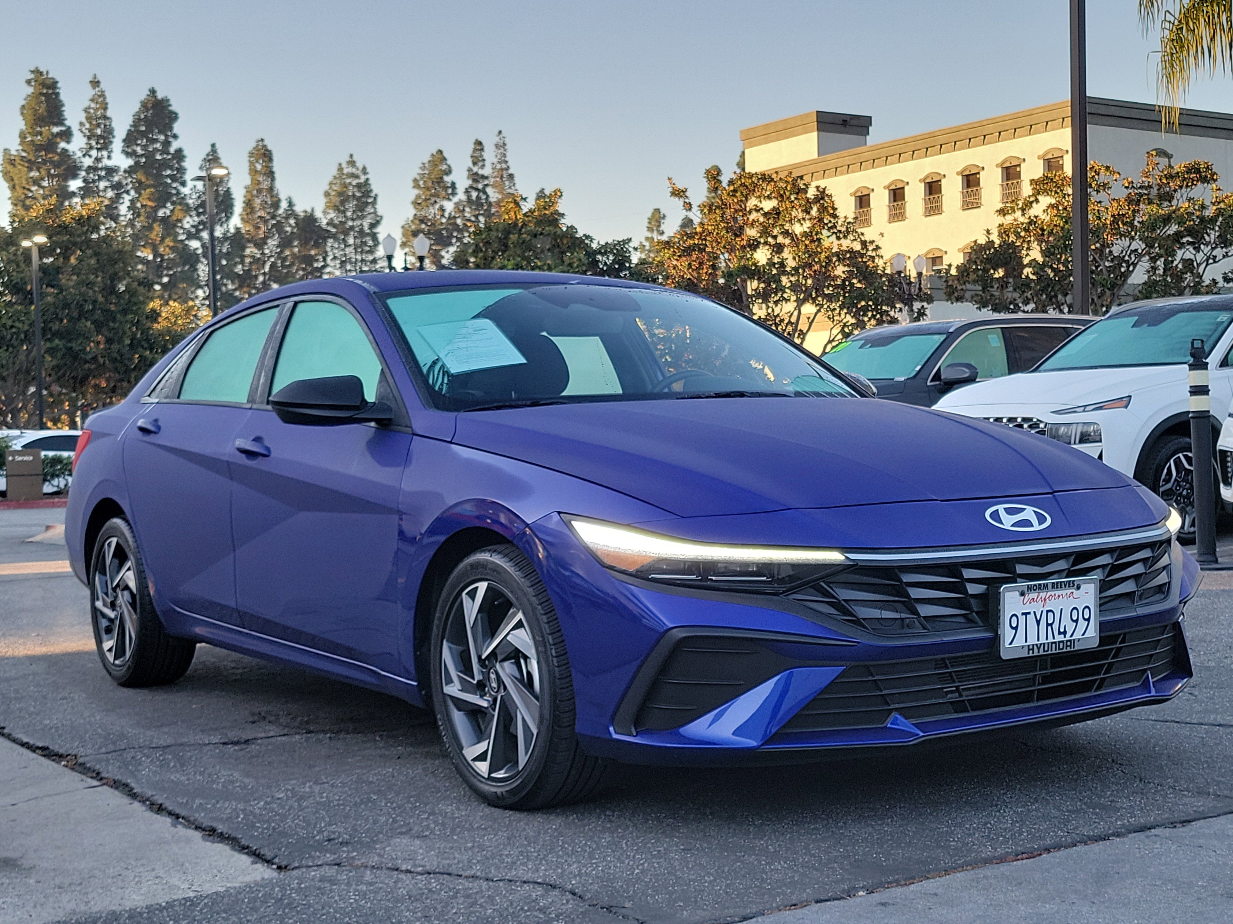 Certified 2025 Hyundai Elantra Sport w/ Cargo Package image 27