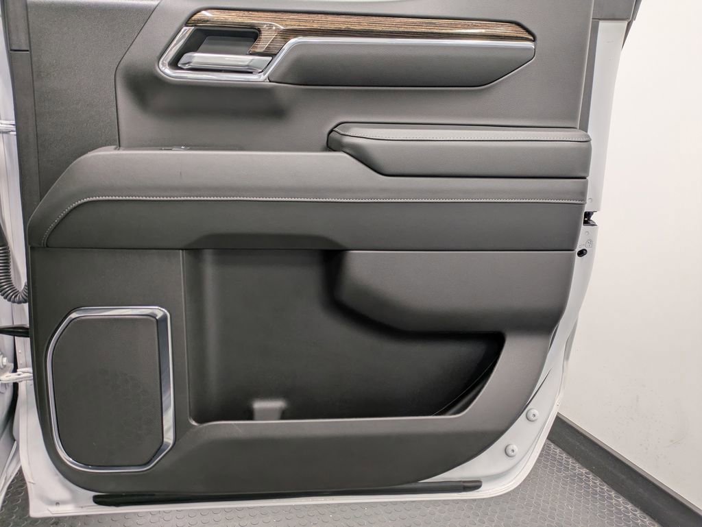 Used 2024 GMC Sierra 1500 Elevation image 28