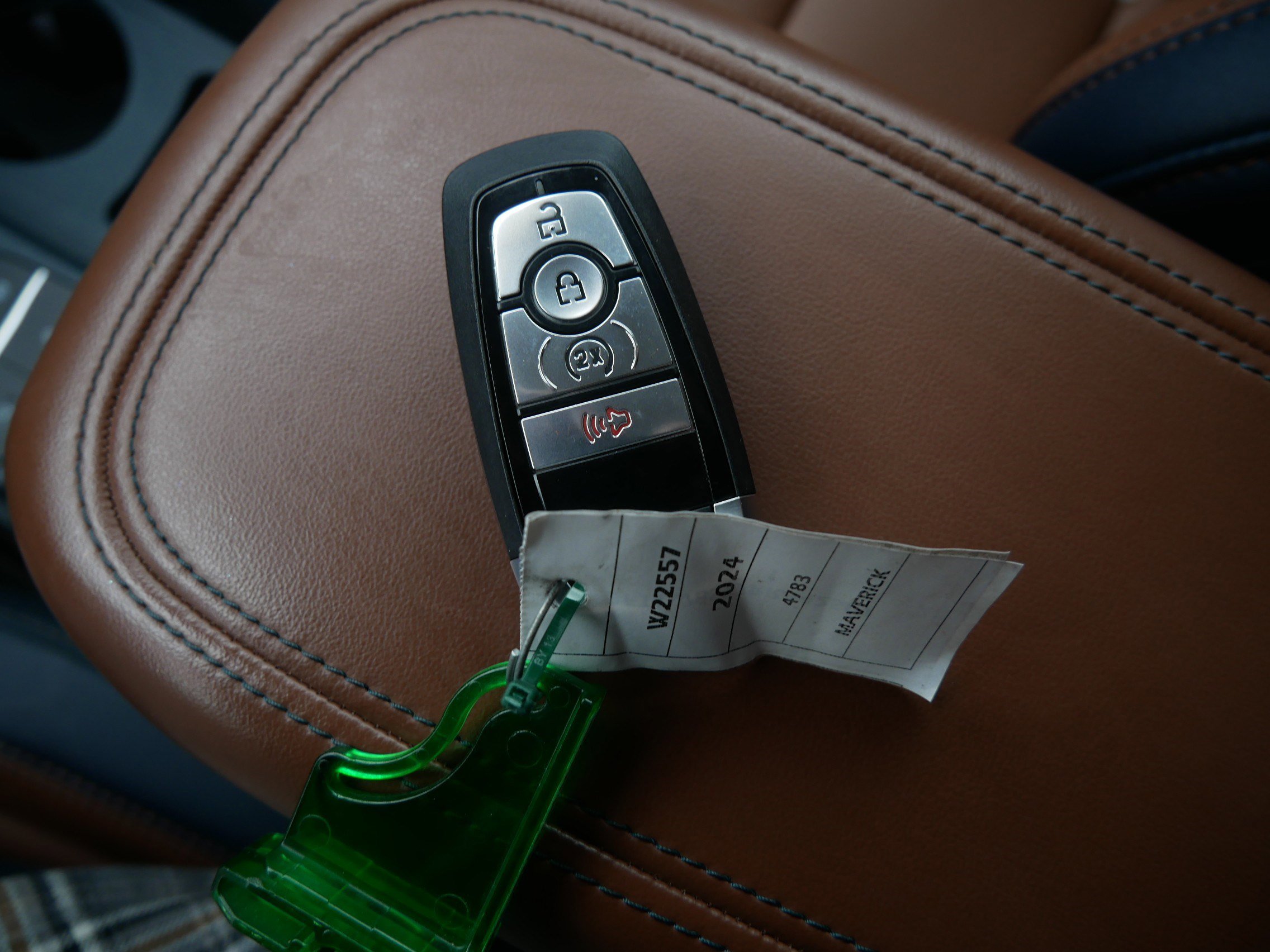 Used 2024 Ford Maverick Lariat w/ FX4 Off-Road Package image 34