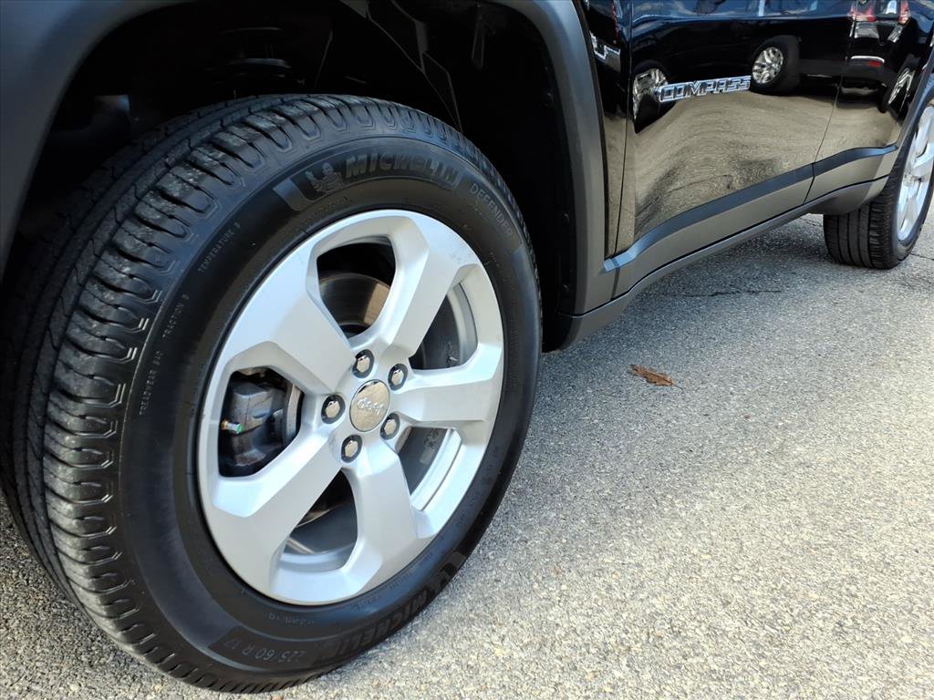 Used 2019 Jeep Compass Latitude w/ Popular Equipment Group image 10