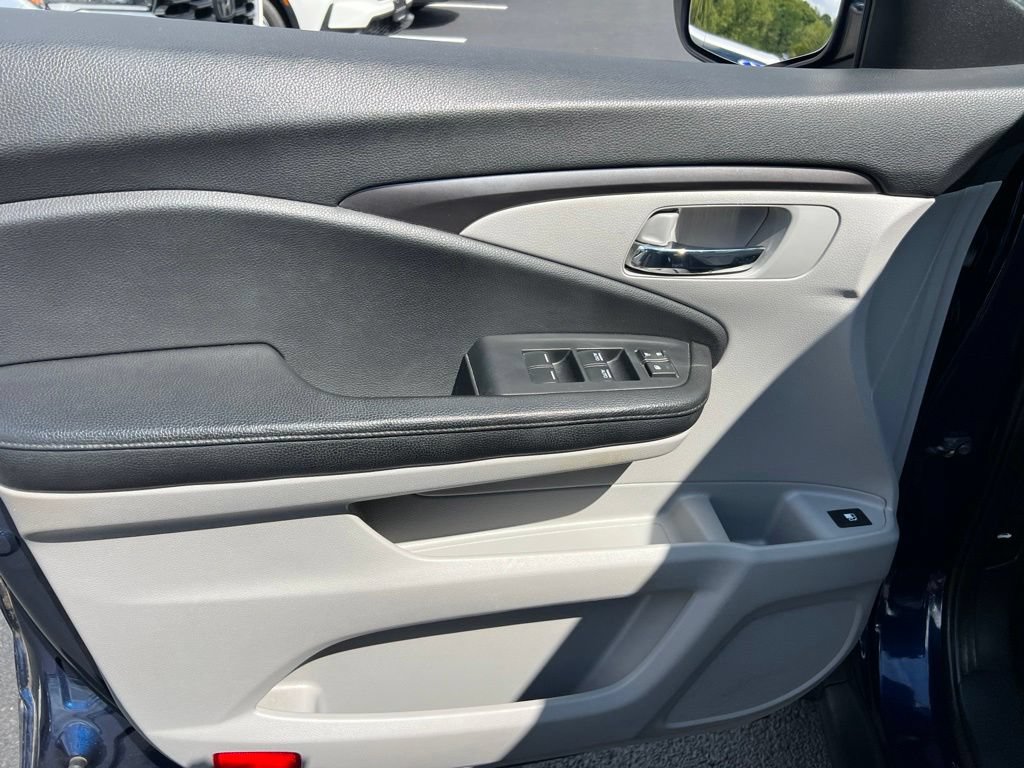 Used 2016 Honda Pilot LX image 21