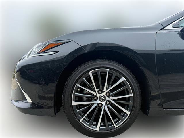 Certified 2024 Lexus ES 350 w/ Premium Package FWD image 4