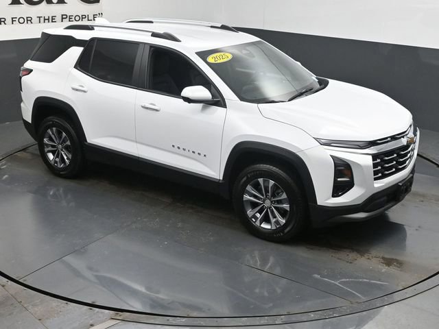 Used 2025 Chevrolet Equinox LT w/ Convenience Package II image 48