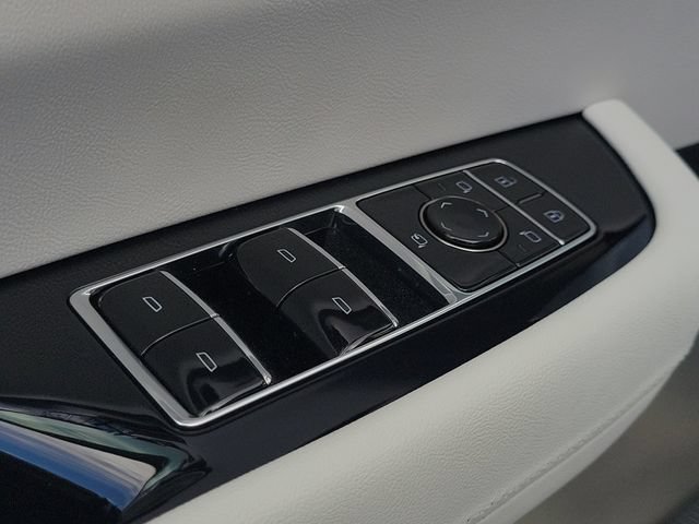 New 2027 Cadillac Vistiq Sport AWD/4WD image 18