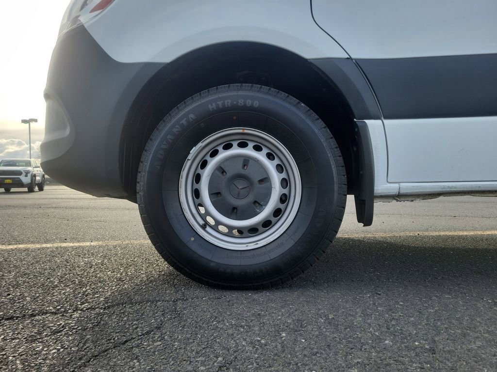 Used 2020 Mercedes-Benz Sprinter 2500 image 28