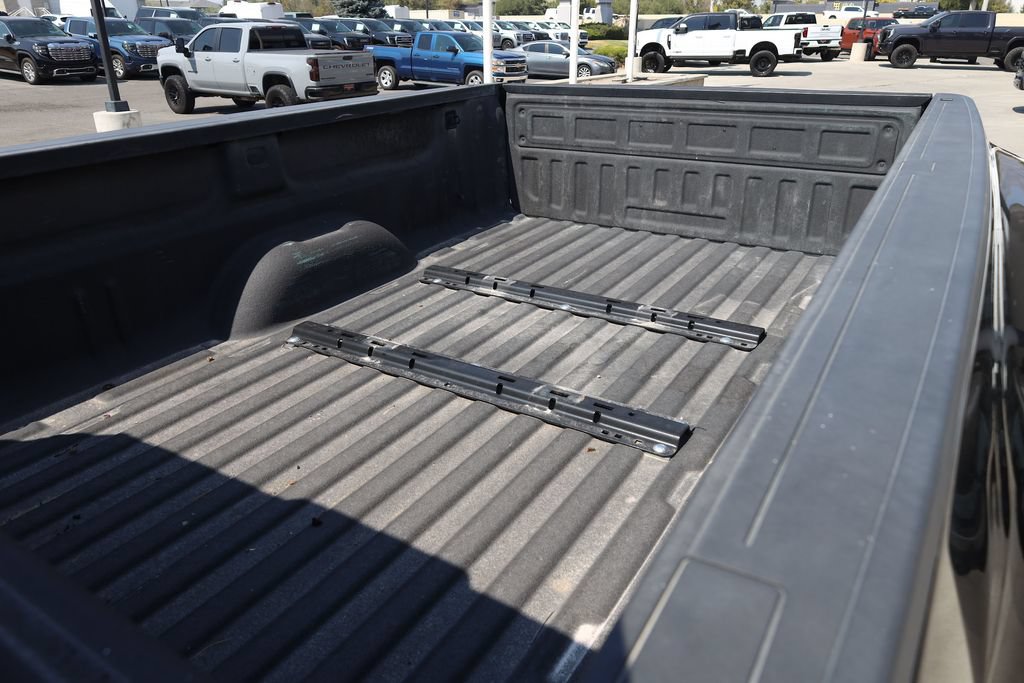 Used 2015 Chevrolet Silverado 3500 LTZ AWD/4WD image 21