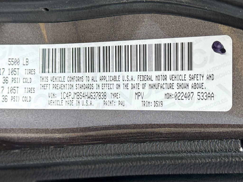 Used 2017 Jeep Cherokee Trailhawk w/ Comfort/Convenience Group image 42