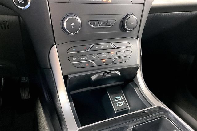 Used 2020 Ford Edge SEL w/ Convenience Package FWD image 15