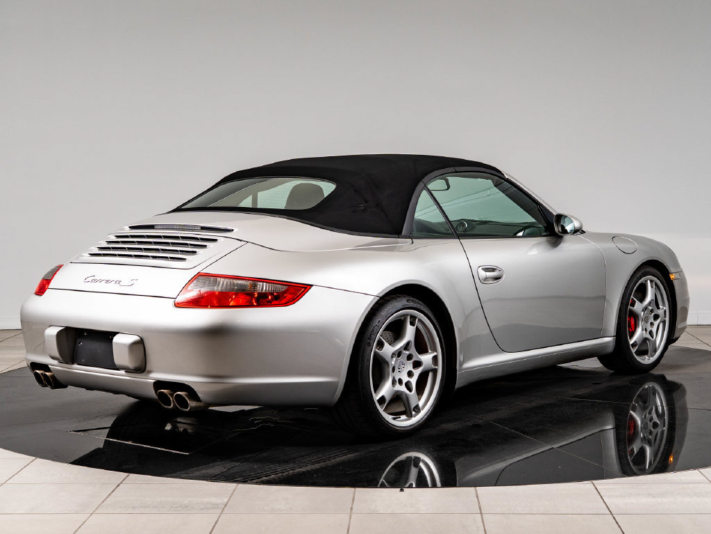 Used 2006 Porsche 911 Carrera S RWD image 8