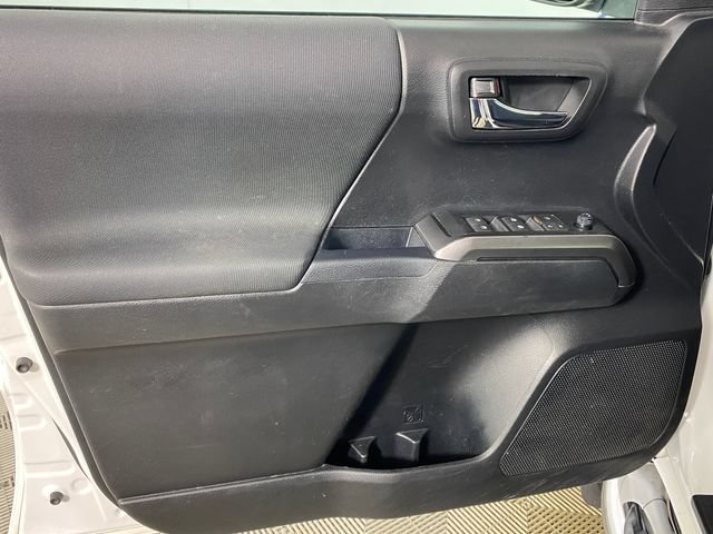 Used 2019 Toyota Tacoma TRD Sport AWD/4WD image 20