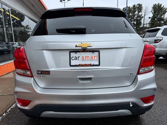 Used 2018 Chevrolet Trax LT w/ LT Convenience Package FWD image 6