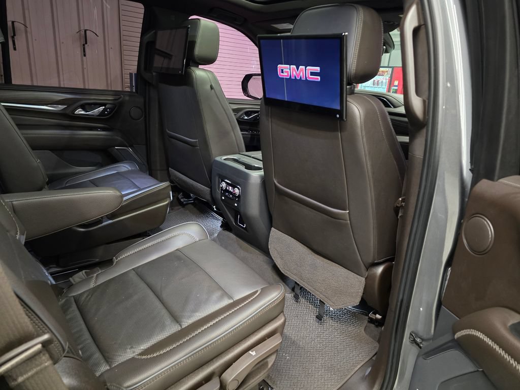 Used 2021 GMC Yukon Denali AWD/4WD image 37