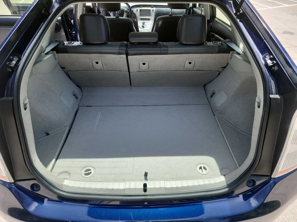 Used 2014 Toyota Prius Four w/ Solar Roof Package FWD image 27
