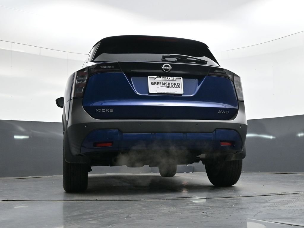 Certified 2025 Nissan Kicks SV image 37