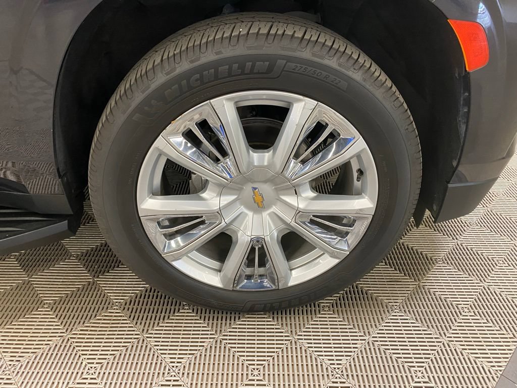 Used 2022 Chevrolet Tahoe High Country AWD/4WD image 3