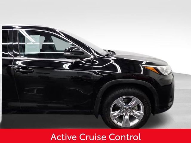Used 2018 Toyota Highlander Limited image 18