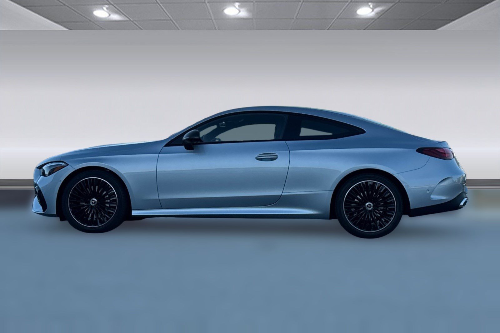 New 2027 Mercedes-Benz CLE 300 4MATIC Coupe image 2
