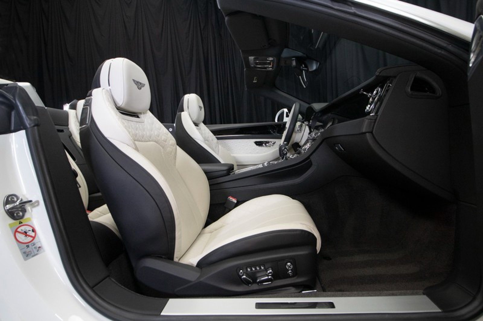 Used 2020 Bentley Continental GT V8 First Edition image 42