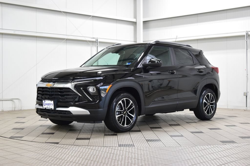 New 2026 Chevrolet TrailBlazer LT w/ Convenience Package FWD image 3
