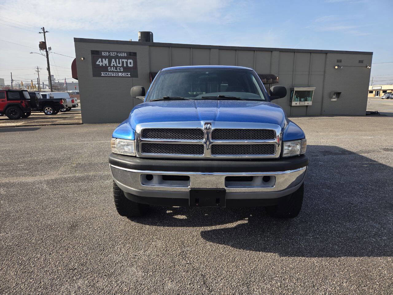Used 2000 Dodge Ram 1500 Truck SLT image 4