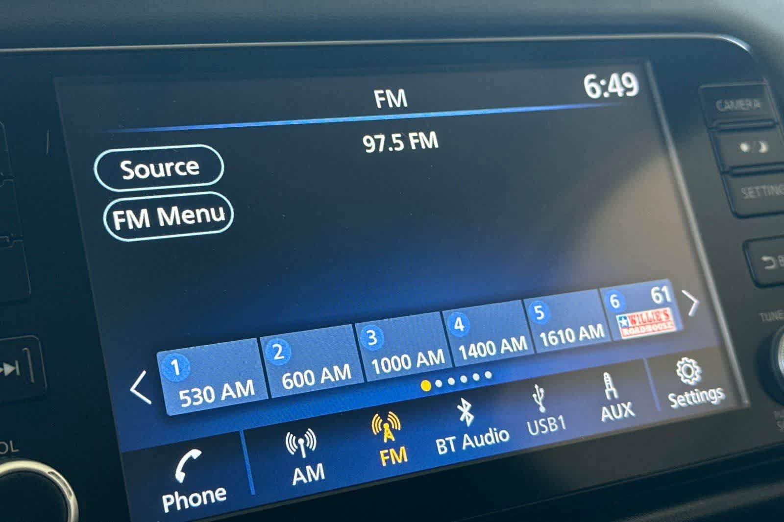 Used 2021 Nissan Kicks SR w/ Interior Electronics Package FWD image 22