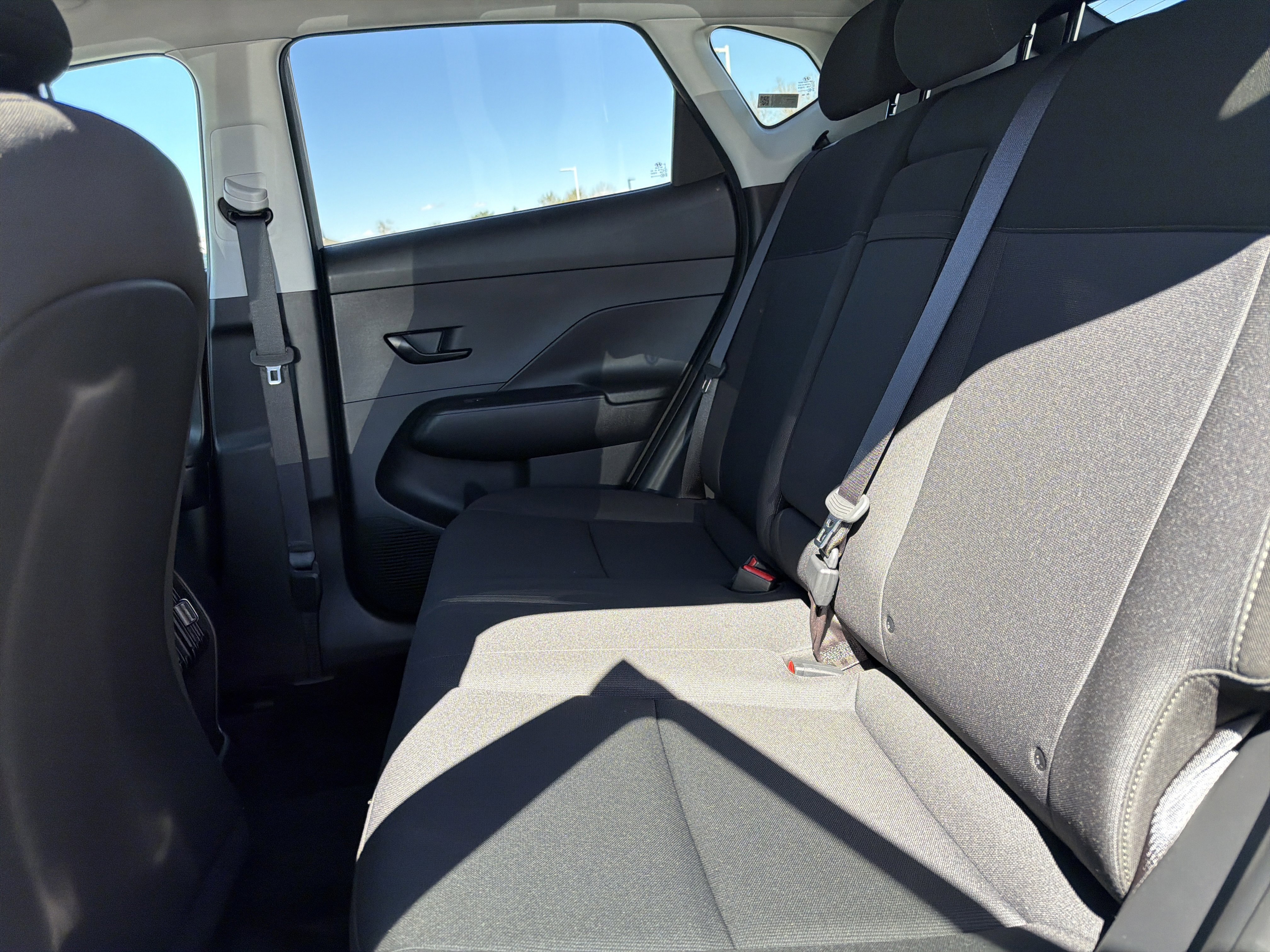 Used 2025 Hyundai Kona SEL image 17