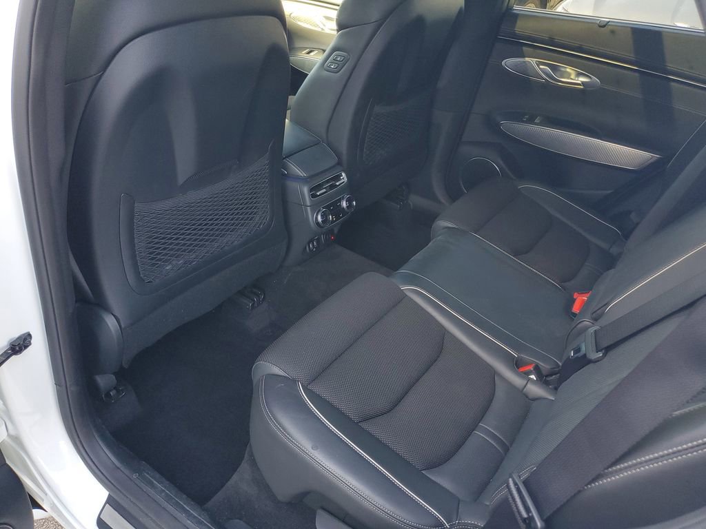 Used 2023 Genesis GV70 2.5T w/ Sport Prestige Package image 26