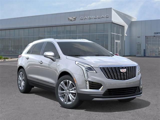 Certified 2025 Cadillac XT5 Premium Luxury w/ LPO, Floor Liner Package AWD/4WD image 11