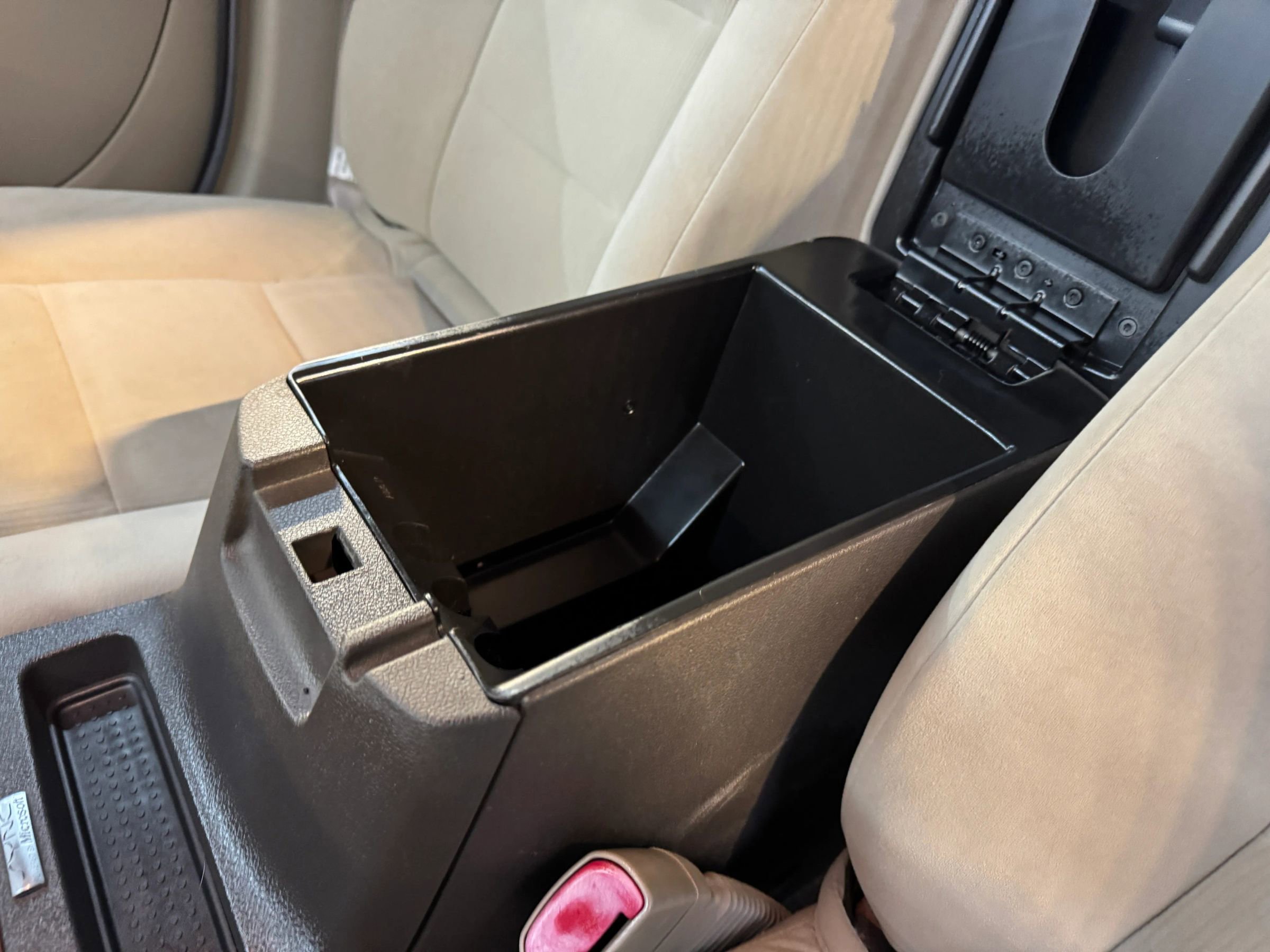 Used 2009 Ford Taurus SEL image 20